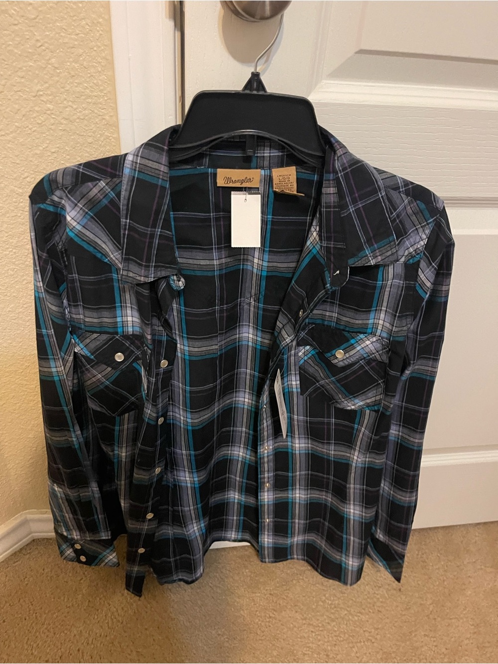 Wrangler Black Plaid Button-Down Shirt with Teal Accents